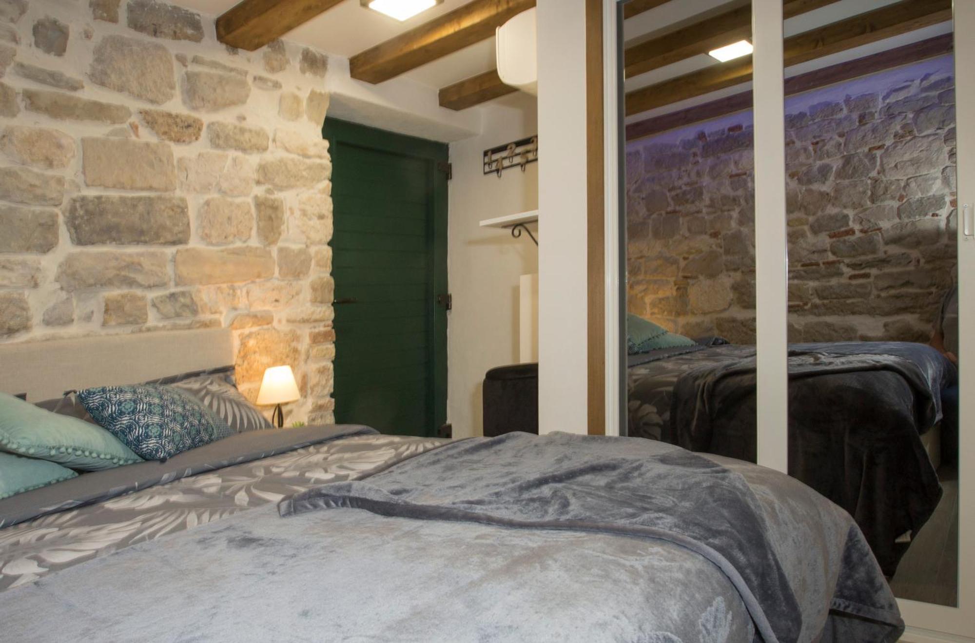 Old Center Cozy Room Split Exterior foto